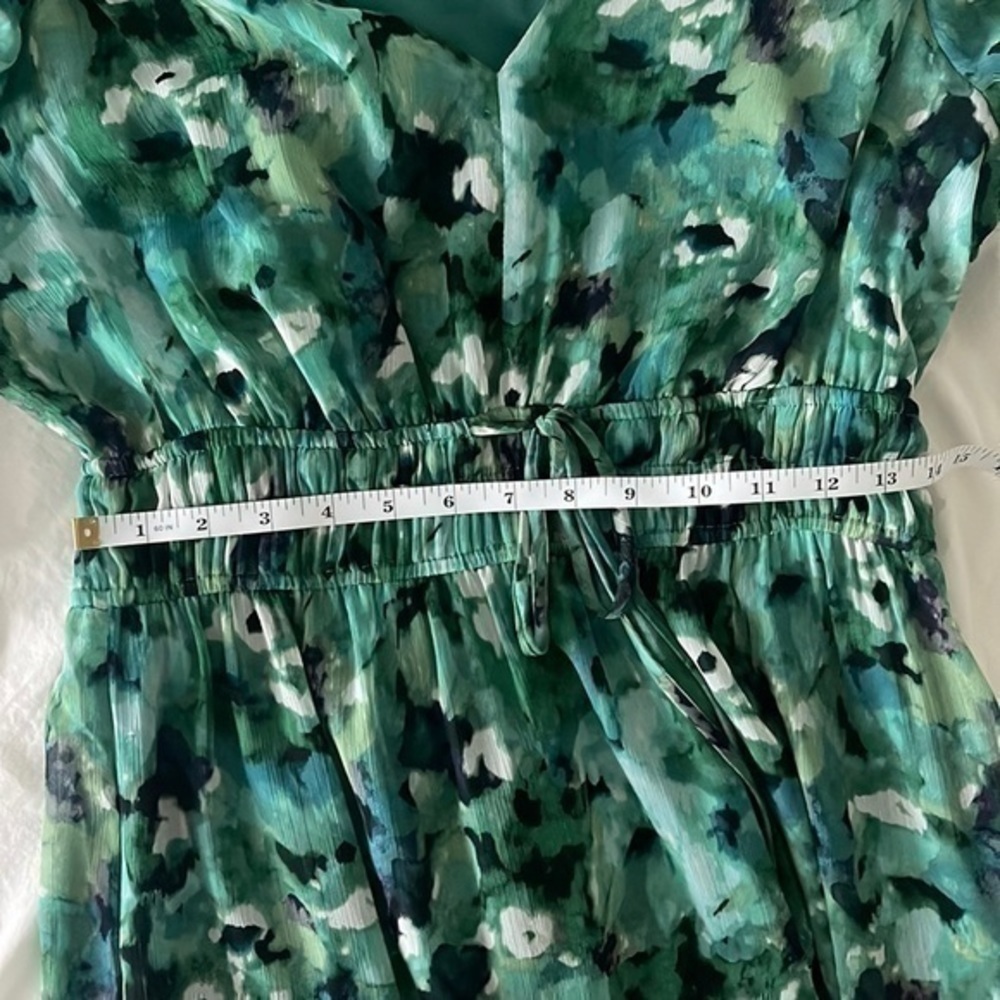 Maggy London green dress - Picture 7 of 8